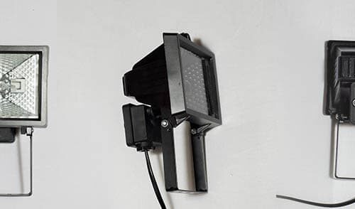 Halogen lamp for infrared photography (IR) and Infrared reflectography (IRR)