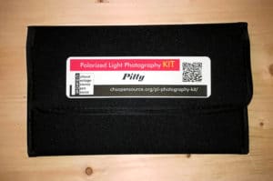 Pitty - Polarized Light Photo KIT. Pitty comes in a pouch and fits two of our halogen lamps ELIO.