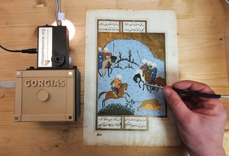 Gorgias spectrometer on a Indian Mughal manuscript